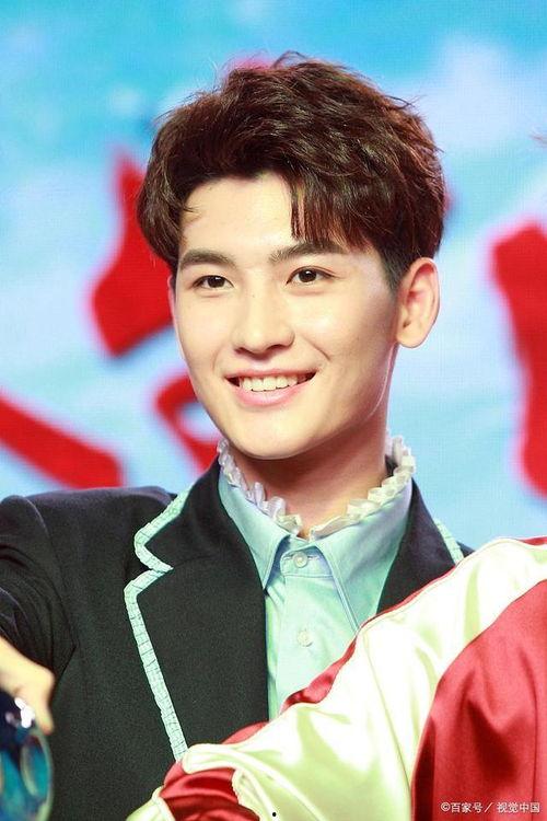 黄俊捷爆料最新,揭秘娱乐圈最新劲爆事件 第1张 黄俊捷爆料最新,揭秘娱乐圈最新劲爆事件 第1张